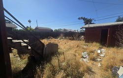 423 W Franklin Way, Dinuba, CA 93618