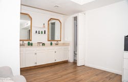 2918 W CHRISTY Drive, Phoenix, AZ 85029