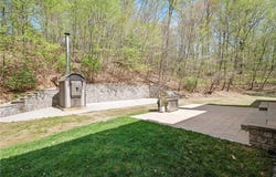 825 Woonsocket Hill, North Smithfield, RI 02896