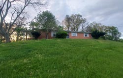 150 East 3rd Street, Beattyville, KY 41311