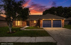 2087 Sabal Drive, Ingleside, TX 78362