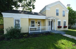 514 N Kalamazoo Street, Paw Paw, MI 49079