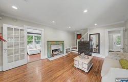 26 George Street, Allendale, NJ 07401