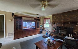 2388 HIGHWAY 31 N, Deatsville, AL 36022
