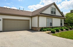 711 Crossings Circle, Tallmadge, OH 44278