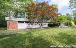 1129 Idema Drive SE, Grand Rapids, MI 49506