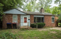 408 9th St Terrace, Warrensburg, MO 64093