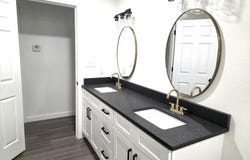 1305 West Ave C, Hope, AR 71801