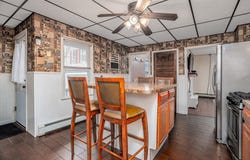 663 Millbury St, Worcester, MA 01607