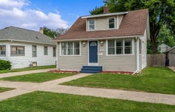 1413 E Van Buren Street, Janesville, WI 53545