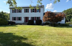 12 N HOCKEY DRIVE, COLUMBUS, NJ 08022