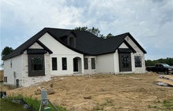 542 Lakewood Drive E, Canal Fulton, OH 44614