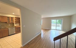 638 Lakeside Circle Drive, Wheeling, IL 60090