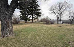 320 1st Ave NW, Kenmare, ND 58746