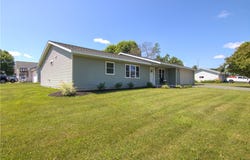 2100 W 26th Avenue, Bloomer, WI 54724