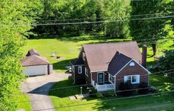 4054 E Center Usr 20 Street, Conneaut, OH 44030