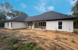 1915 Lone Star Lane, Franklin, TX 77856
