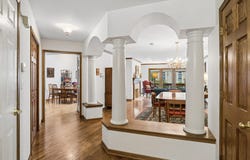 11134 Indian Woods Drive, Indian Head Park, IL 60525