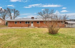 540 4th Ave S, Baxter, TN 38544