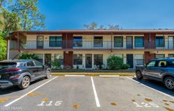 112 Lacosta Lane, Daytona Beach, FL 32114