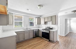116 W COOPER AVENUE, West Memphis, AR 72301