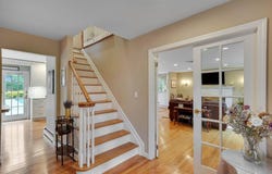 3 Standish Place, Smithtown, NY 11787