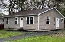159 Washington Avenue, Wheatley Heights, NY 11798