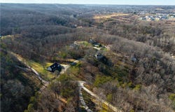 165 Colonial Drive, Scott Depot, WV 22560