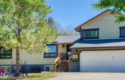 10 Doe Ct -, Gillette, WY 82718
