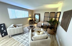 2220 E MURRAY HOLLADAY Rd, Holladay, UT 84117