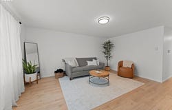 435 SE 2ND AVE, Canby, OR 97013