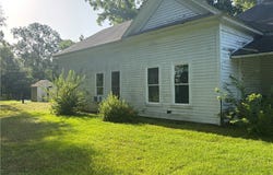 11 JOHNNY WOOD Street, Carrollton, AL 35442
