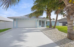 1409 SW Aachen Avenue, Port Saint Lucie, FL 34953