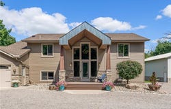 2815 Vega Avenue, Hollywood Twp, MN 55360