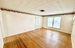 336 E Loomis St, McPherson, KS 67460