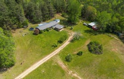 723 Mangum Cemetery Rd, Hamilton, AL 35570