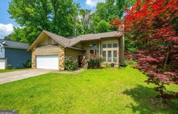 1131 Bailing, Lawrenceville, GA 30043