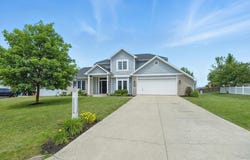 14628 Firethorne Path, Fort Wayne, IN 46814