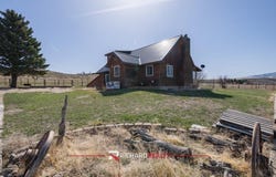 16 Caddis Ln, Cody, WY 82414