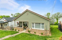 2258 Curtis Avenue, St Albans, WV 25177