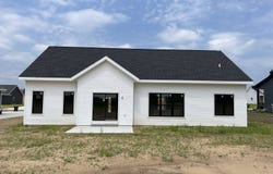 327 Willow Street, Pardeeville, WI 53954