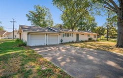 1405 Willow Road, Pryor, OK 74361