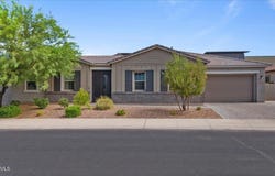 13781 W BLOSSOM Way, Litchfield Park, AZ 85340
