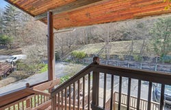 62 Sun Valley Cir, Sky Valley, GA 30537