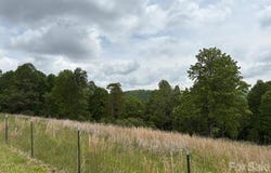 68 Simply Grateful Drive, Hendersonville, NC 28792