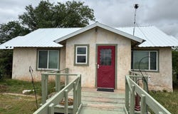 401 Apple Street, House, NM 88121