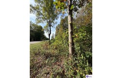 S Dixie Highway lot: Hazelwood Subdivision Lt3, Glendale, KY 42740