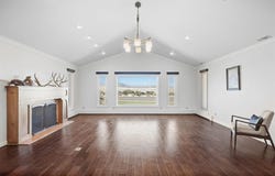 914 Skyline Dr, Cody, WY 82414