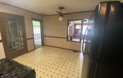 7712 3rd Street Rd, Louisville, KY 40214