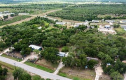 222 Legend Oaks DR, Dale, TX 78616